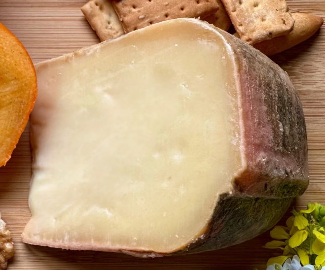 Mahon Cured – Spansk hårdost med intens smag | All Good Stuff