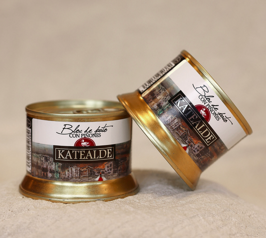 Bloc de Foie Gras med pinjekerner